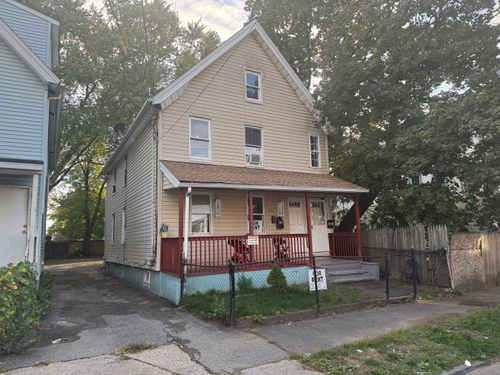 fl-1st-1059 Hancock Ave, Bridgeport, CT, 06605-1939 | Card Image