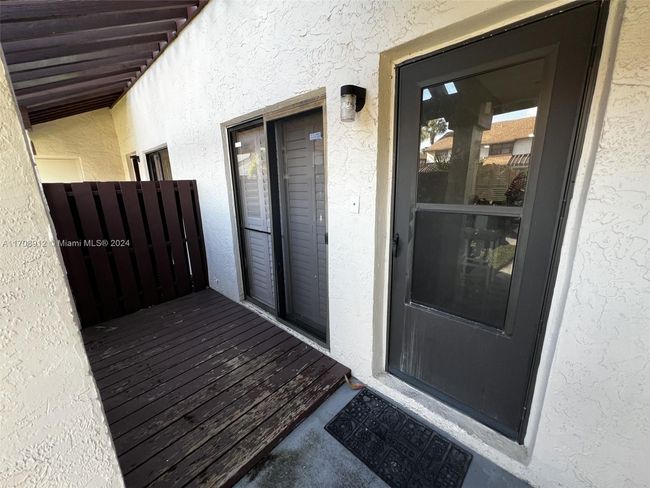 4389 Carambola Cir N, Condo with 2 bedrooms, 3 bathrooms and null parking in Coconut Creek FL | Image 16