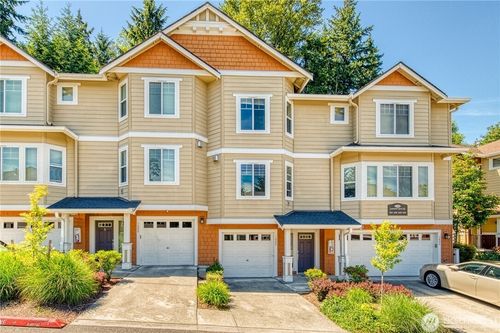 1603-5583 Lakemont Blvd Se, Bellevue, WA, 98006-5377 | Card Image