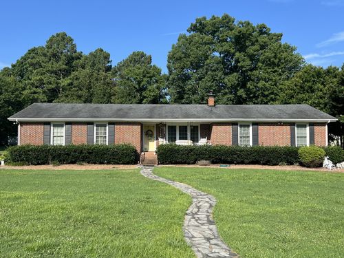 1403 Flippin Dr, Lafayette, TN, 37083-2219 | Card Image