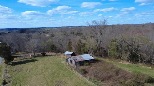 1702 Ky-619, Russell Springs, KY, 42642 | Card Image