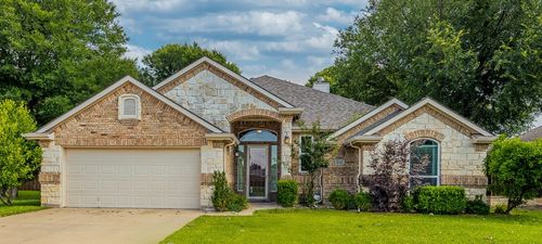 230 Mitchell Blvd, Weatherford, TX, 76087-2105 | Card Image