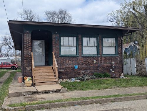 30 5th St, Roseville, OH, 43777-1203 | Card Image