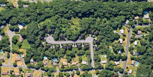 14 Argo Ln, Spring Valley, NY, 10977-1525 | Card Image