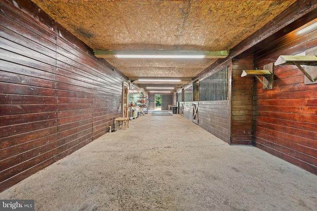 6289 Coon Tree Rd, House other with 2 bedrooms, 3 bathrooms and null parking in THE PLAINS VA | Image 27