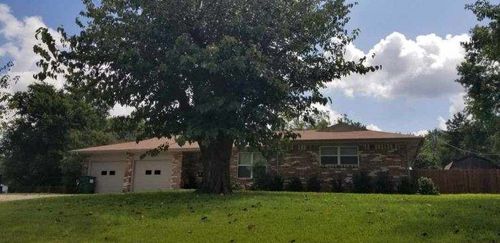 505 Gallia St, Bowie, TX, 76230-4607 | Card Image