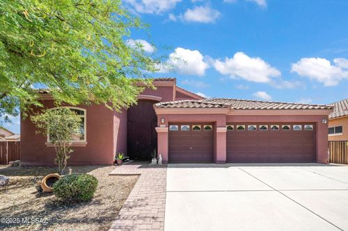 7389 S Silky Willow Dr, Tucson, AZ, 85747-9586 | Card Image