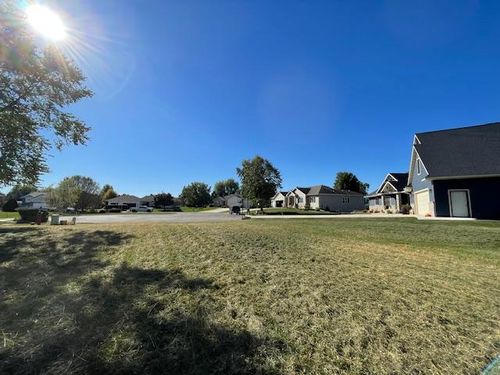 1506 18th Ave Sw, Austin, MN, 55912-2700 | Card Image