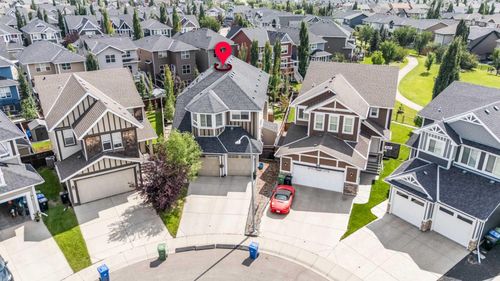 {{alt}} | Card Image