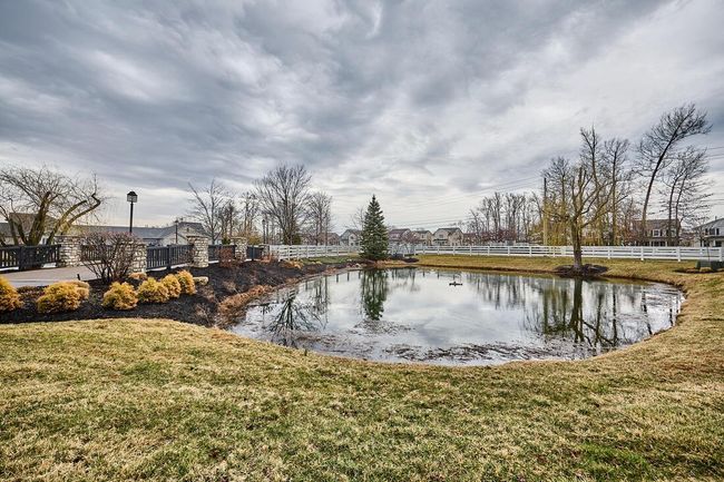 6162 Stonewalk Ln, Condo with 2 bedrooms, 2 bathrooms and null parking in New Albany OH | Image 6