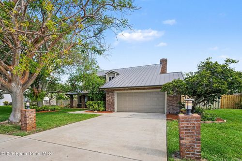 568 Rio Casa Dr N, Indialantic, FL, 32903-3704 | Card Image