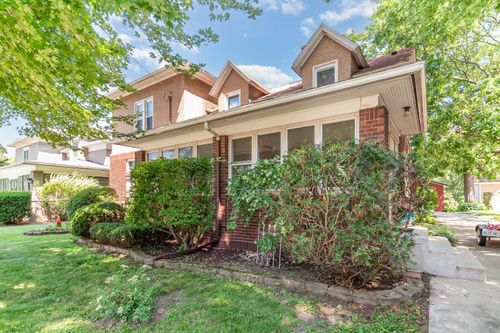141 E Lincoln St, Seneca, IL, 61360-9427 | Card Image