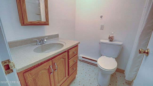 B - 233 Medford Ct, Home with 2 bedrooms, 2 bathrooms and null parking in Manalapan NJ | Image 27