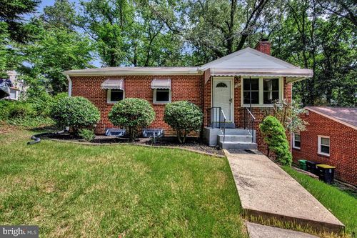 3802 Crystal Ln, TEMPLE HILLS, MD, 20748-3510 | Card Image