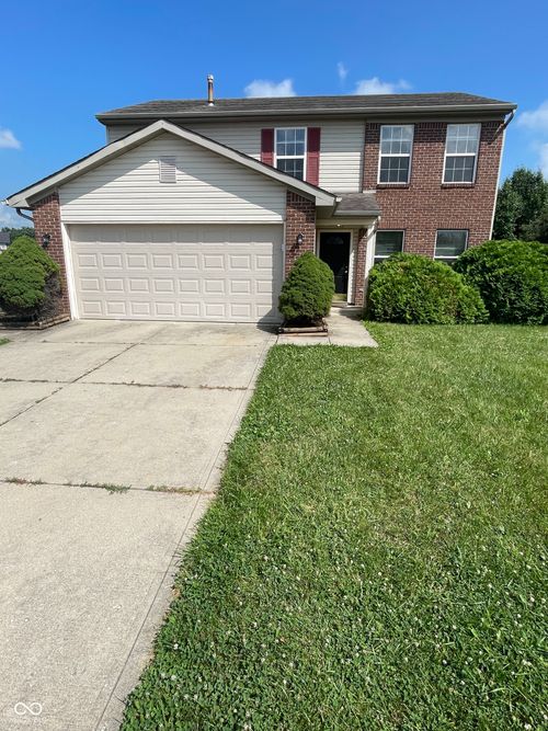 2265 Valley Creek East Ln, Indianapolis, IN, 46229-1940 | Card Image