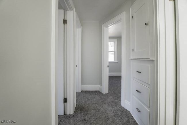 Hallway Storage | Image 21