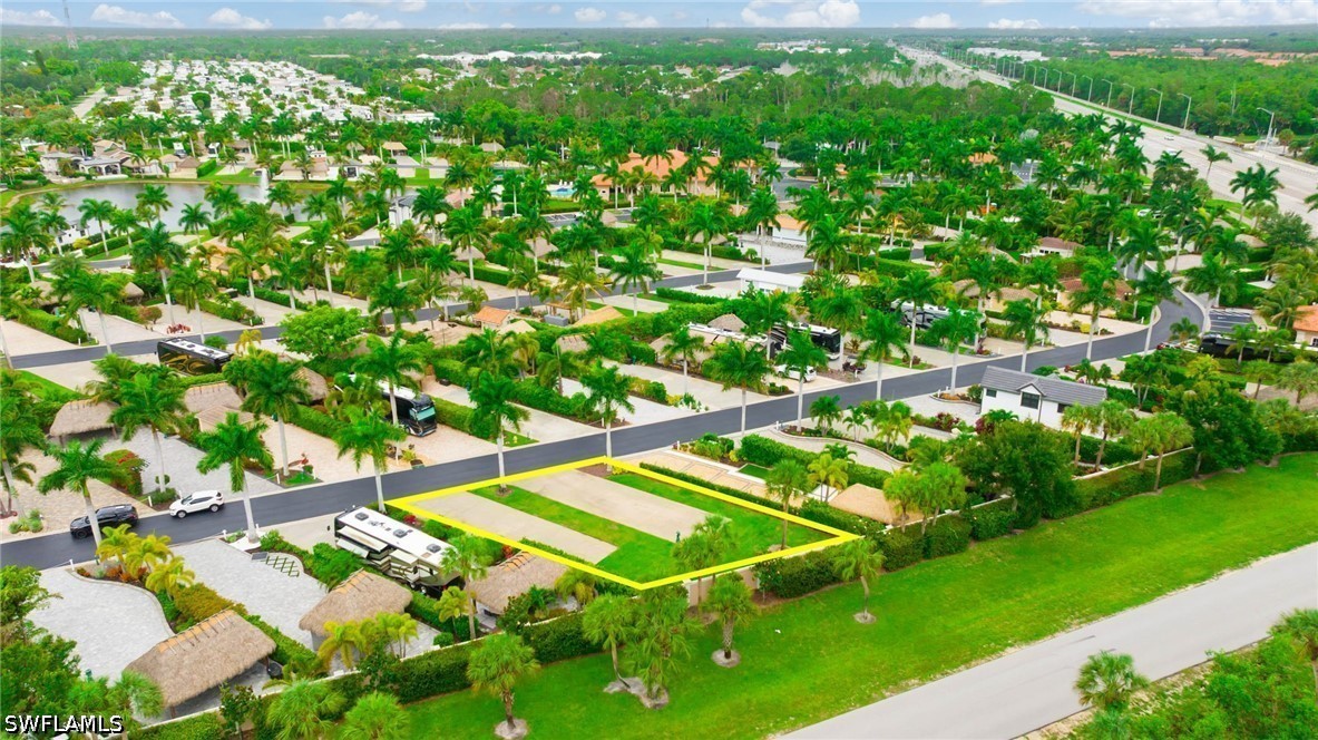 Land in Naples 2