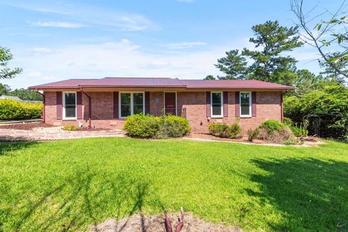 141 Nw Stevens Drive, milledgeville, GA, 31061 | Card Image