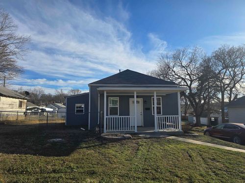 220 E 12th St, Concordia, KS, 66901-4312 | Card Image