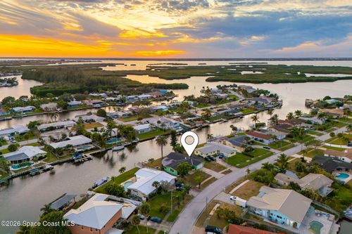 156 Jamaica Dr, Cocoa Beach, FL, 32931-3213 | Card Image