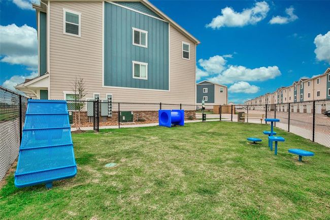 B - 21155 Gosling Rd, Townhouse with 3 bedrooms, 3 bathrooms and null parking in Spring TX | Image 26