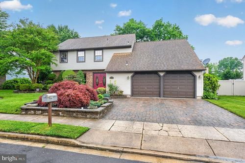 3 Meadowrue Dr, MOUNT LAUREL, NJ, 08054-2544 | Card Image