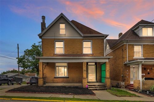 901 Punta Gorda Ave, East Mc Keesport, PA, 15035-1221 | Card Image