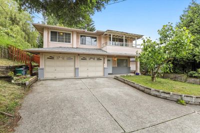 8036 Cedar St, House other with 6 bedrooms, 3 bathrooms and 5 parking in Mission BC | Image 2