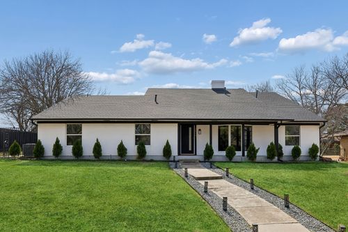 2824 Reedcroft Dr, Farmers Branch, TX, 75234-7223 | Card Image