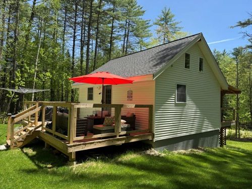 38 Northwood Estates Dr, Grafton, NH, 03240-3227 | Card Image