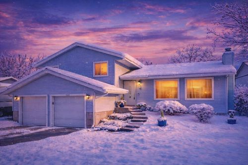 2015 S Early Dawn Dr, Spokane Valley, WA, 99037-9476 | Card Image