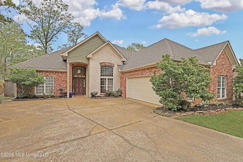 77 Moss Woods Dr, Madison, MS, 39110-9163 | Card Image