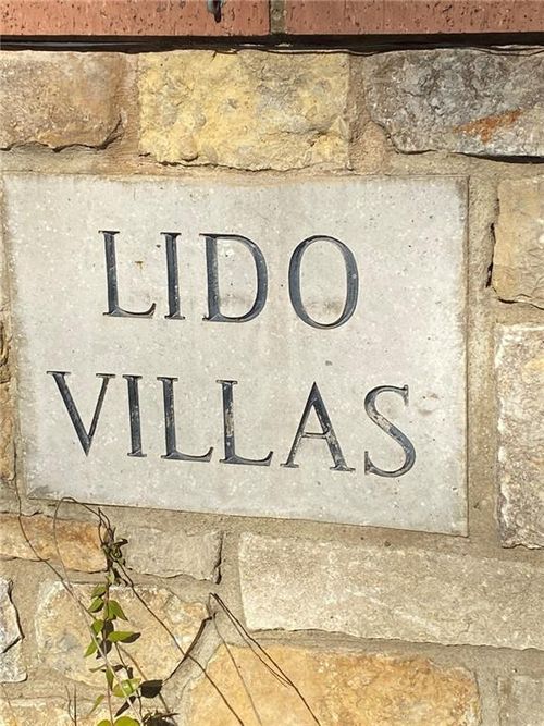 6241 Rosewood Ct, Mission, KS, 66205-3063 | Card Image