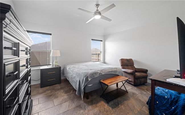 1917 Kentucky Derby Dr, House other with 3 bedrooms, 2 bathrooms and null parking in Corpus Christi TX | Image 9