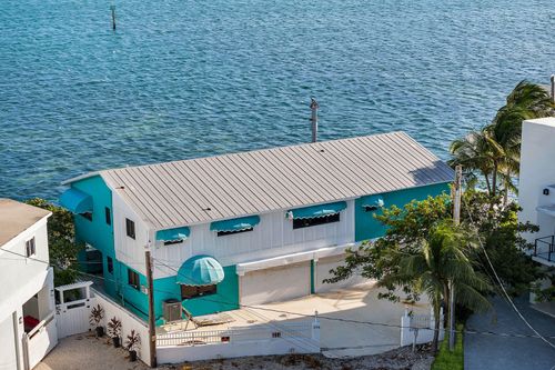 298 Burgundy Dr, Tavernier, FL, 33070-2714 | Card Image