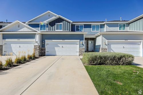 7401 N Hutch Ln, Eagle Mountain, UT, 84005-4832 | Card Image