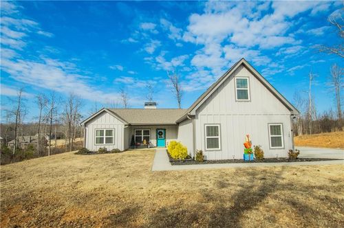 148 Chestnut Trl, Commerce, GA, 30529-6425 | Card Image