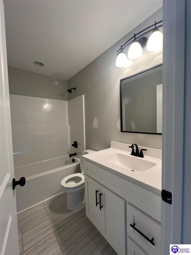 142 New Orleans Ct, House other with 3 bedrooms, 2 bathrooms and null parking in Taylorsville KY | Image 13