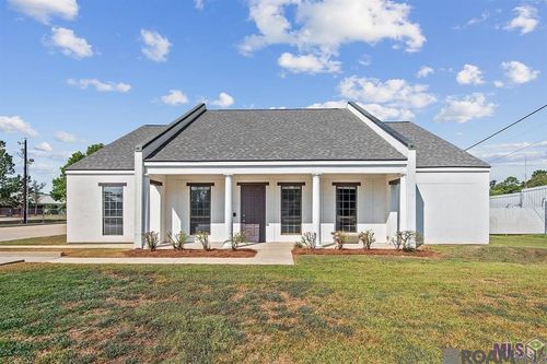 601 Hatchell Ln, Denham Springs, LA, 70726-3015 | Card Image