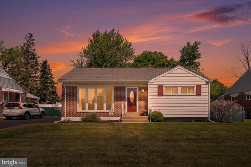 2225 Theresa Ave, MORTON, PA, 19070-1235 | Card Image