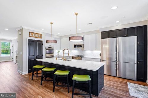 25286 Gray Poplar Ter, ALDIE, VA, 20105-3129 | Card Image