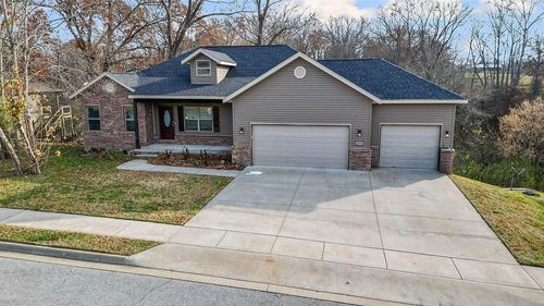 1070 Nemett Cir, Pea Ridge, AR, 72751-3333 | Card Image