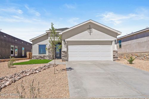 4082 Portrait St, Las Cruces, NM, 88012-8104 | Card Image