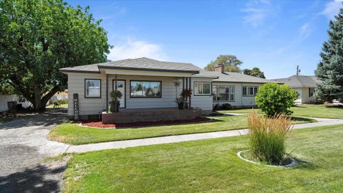 353 E Borah St, Connell, WA, 99326-4011 | Card Image
