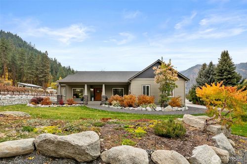 11709 Pear Tree Ct, Leavenworth, WA, 98826-9381 | Card Image