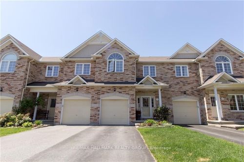 510 Fordell Ave, Kanata, ON, K2W0B3 | Card Image