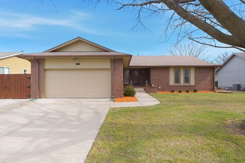 112 N Shefford St, Wichita, KS, 67212-4738 | Card Image