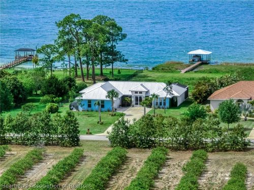 211 S Bear Pointe Drive, Lake Placid, FL, 33852 | Card Image