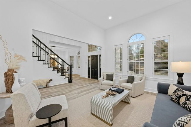 7905 Brightman Ln, House other with 5 bedrooms, 5 bathrooms and 6 parking in Austin TX | Image 17