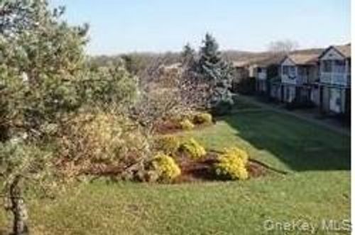 279 Artist Lake Dr, Middle Island, NY, 11953-2320 | Card Image